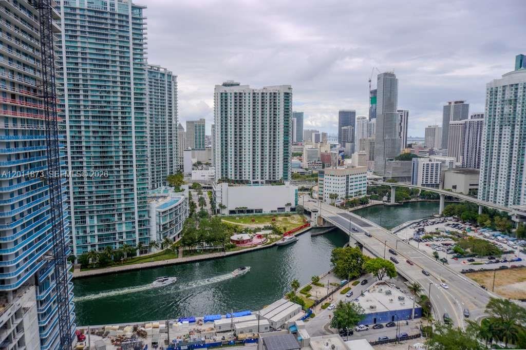 RISE CONDO - Residential