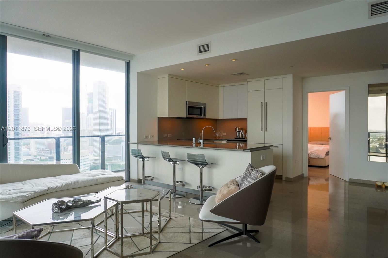 RISE CONDO - Residential