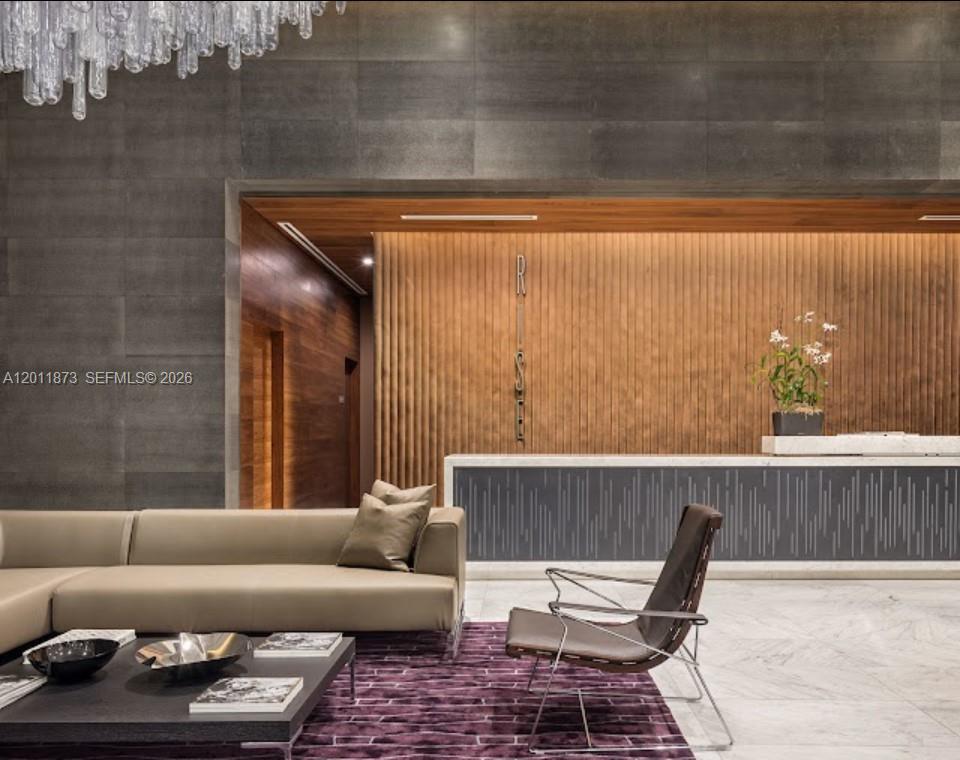 RISE CONDO - Residential