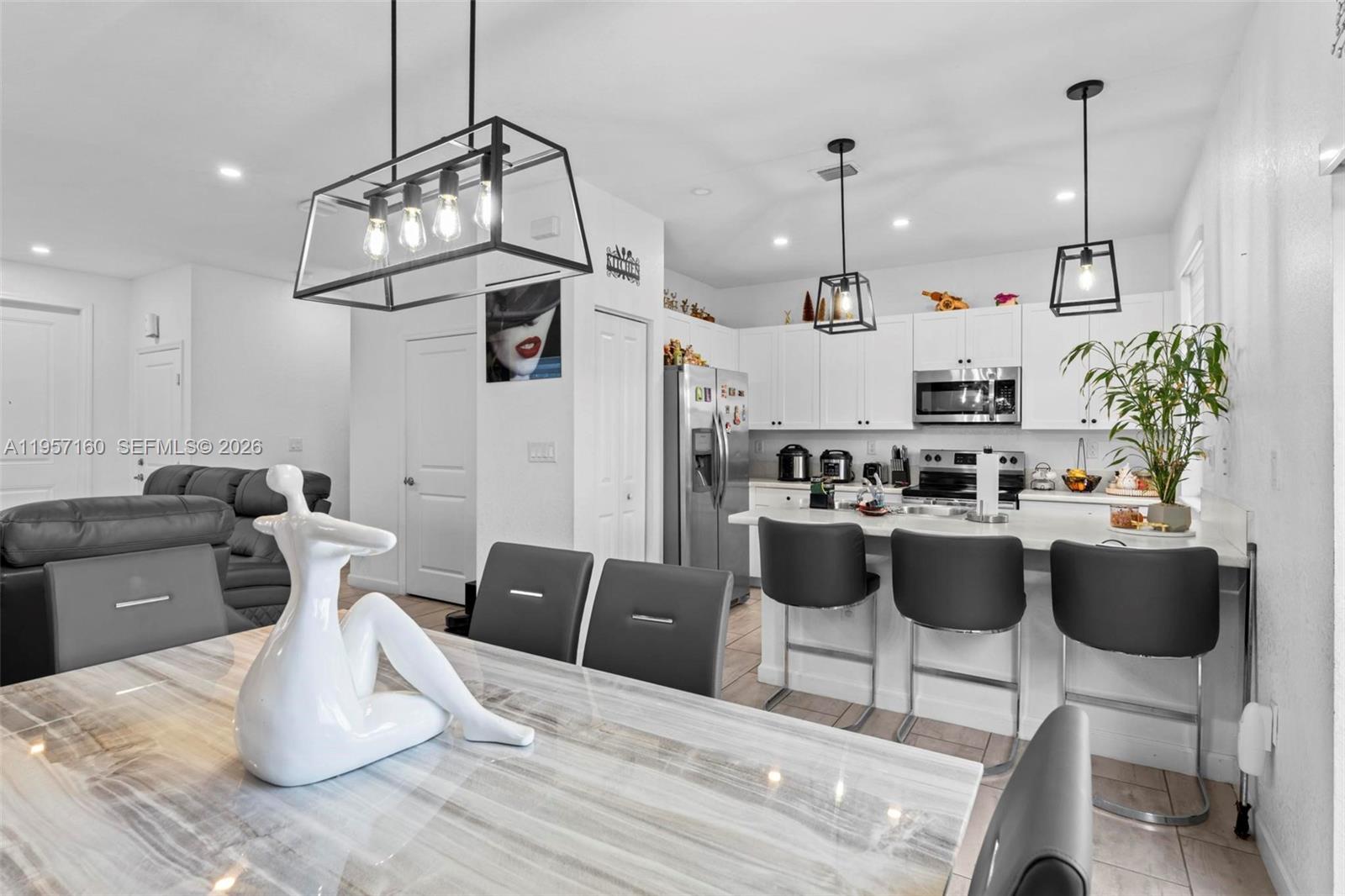 COCO PALM VILLAS - Residential