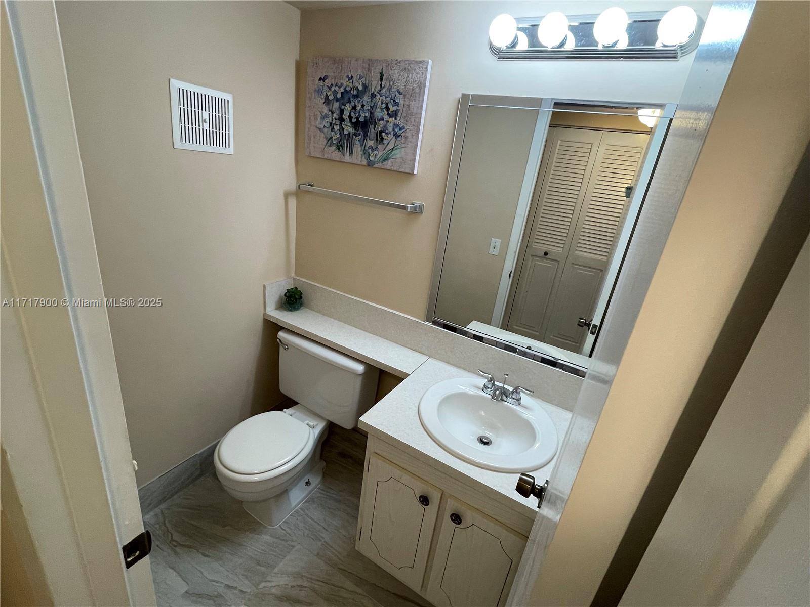 MANSFIELD AT CENTURY VILL - Residential
