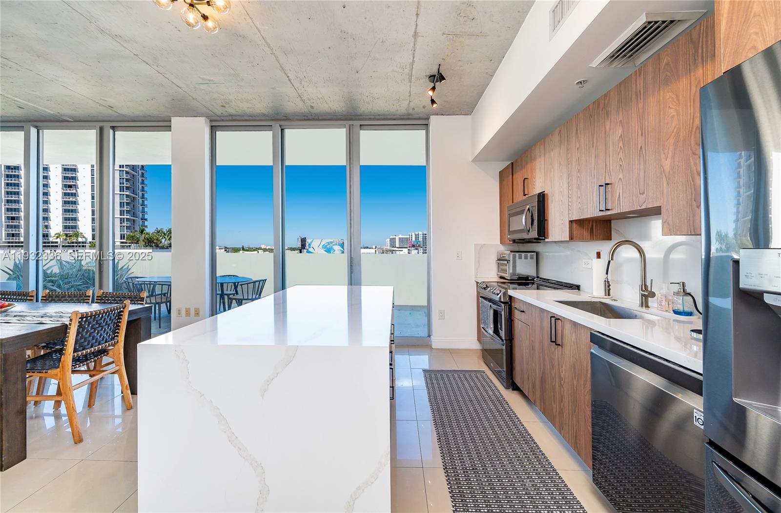 3470 E Coast Ave H0704