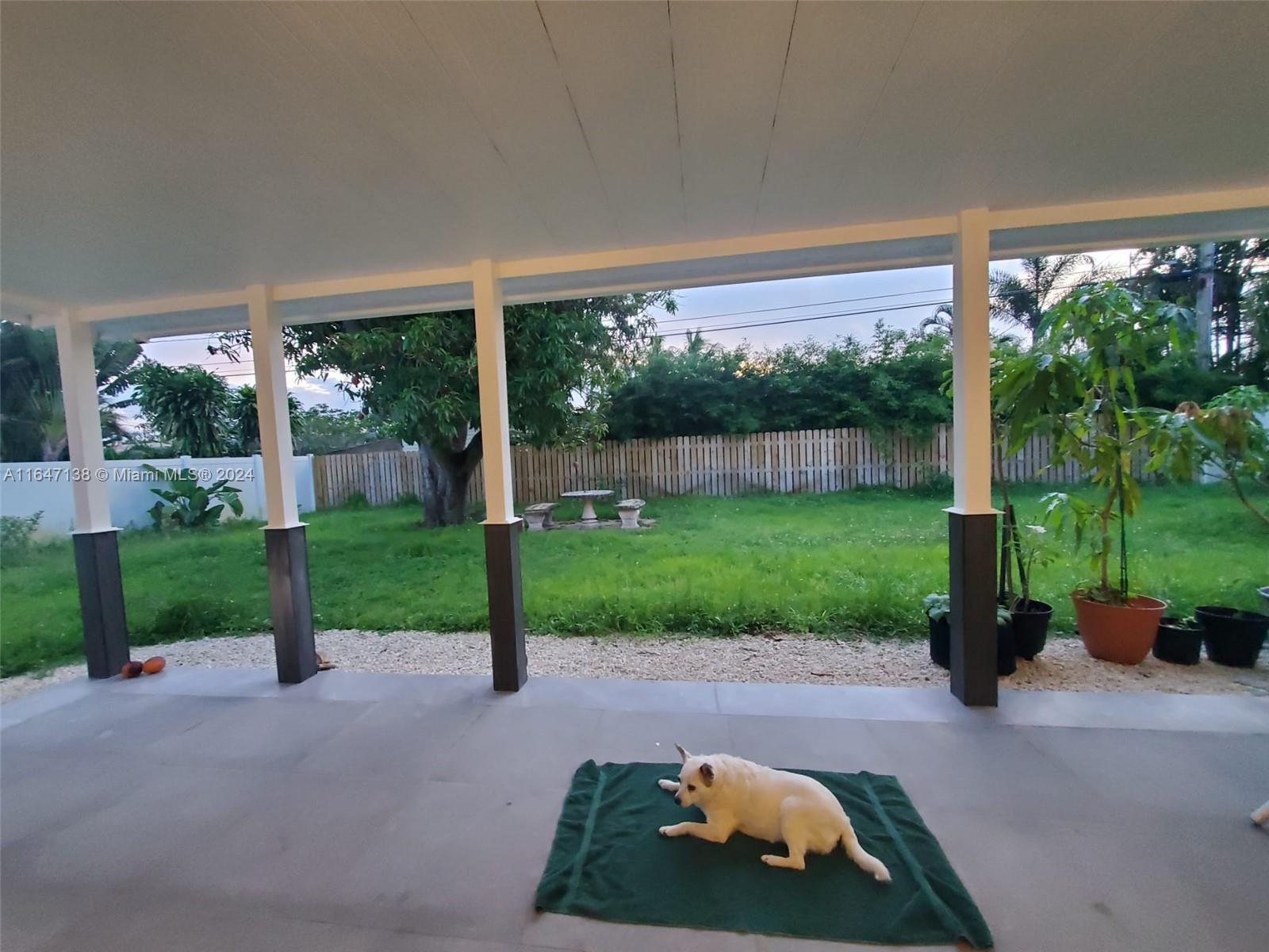 CORAL HILLS - Residential