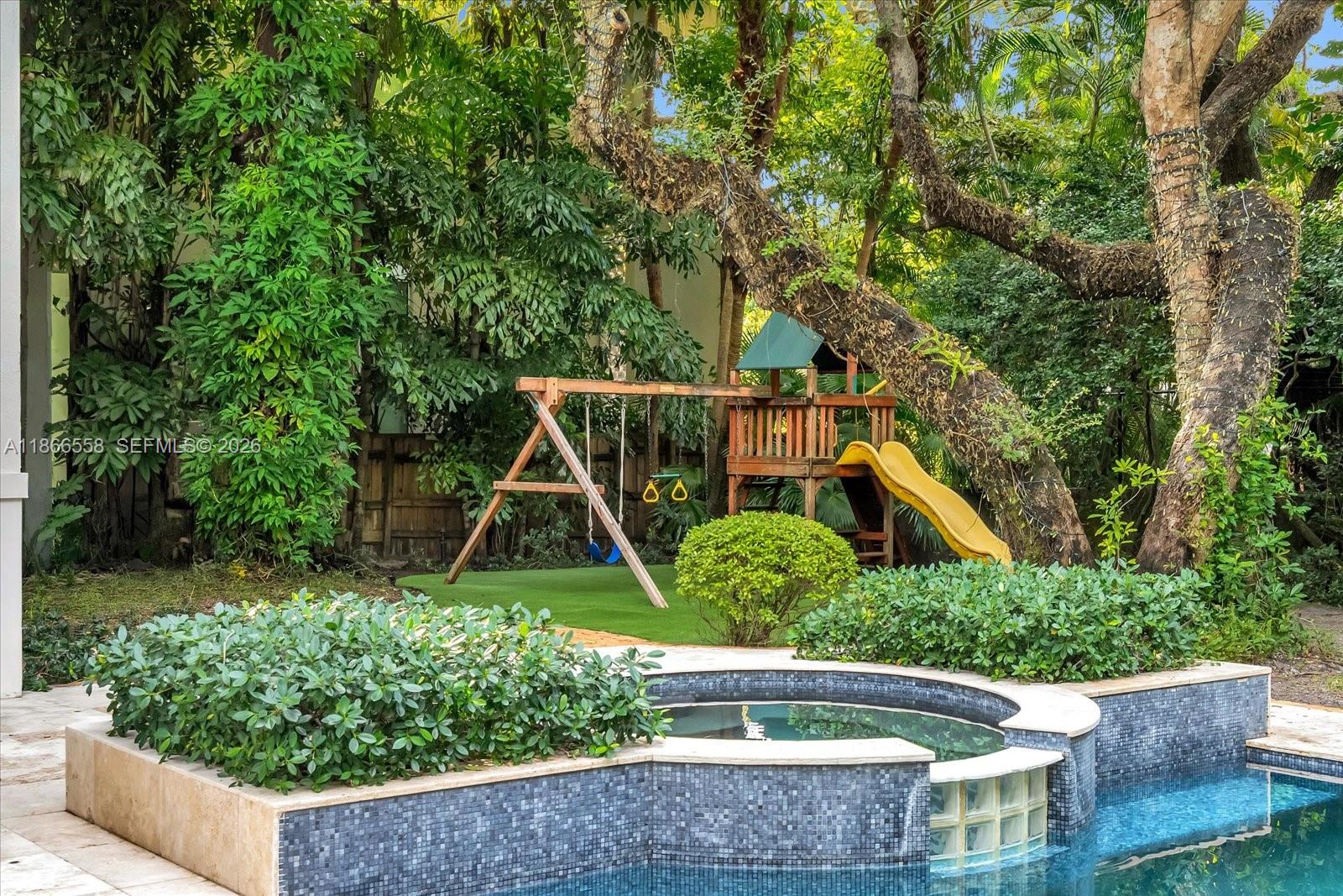 BRICKELL FLAGLER - Residential