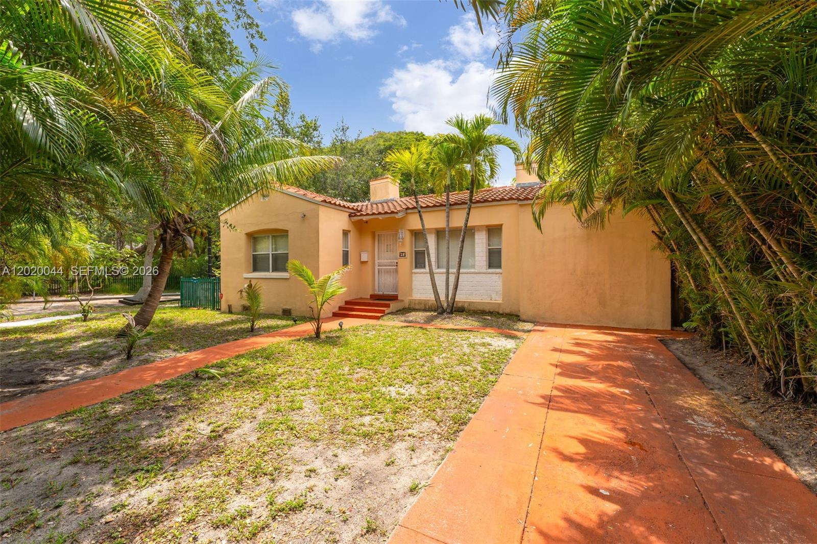 SHADOWLAWN - Residential