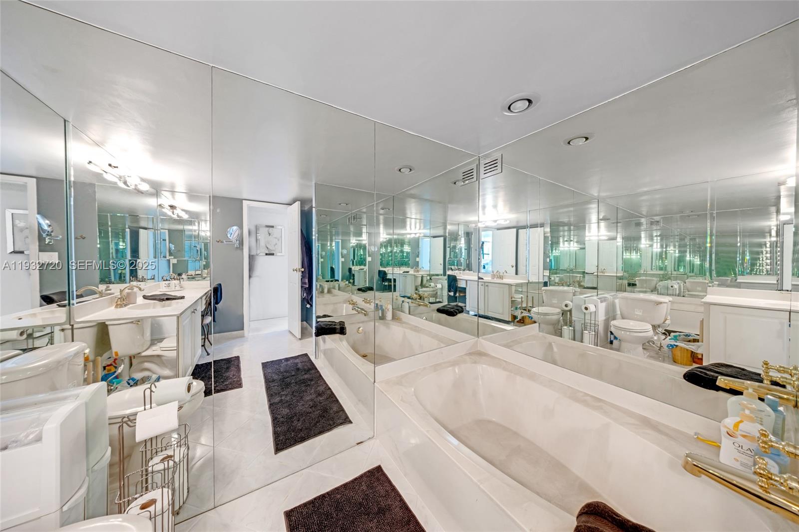 OCEANVIEW PARK CONDO - Residential Lease