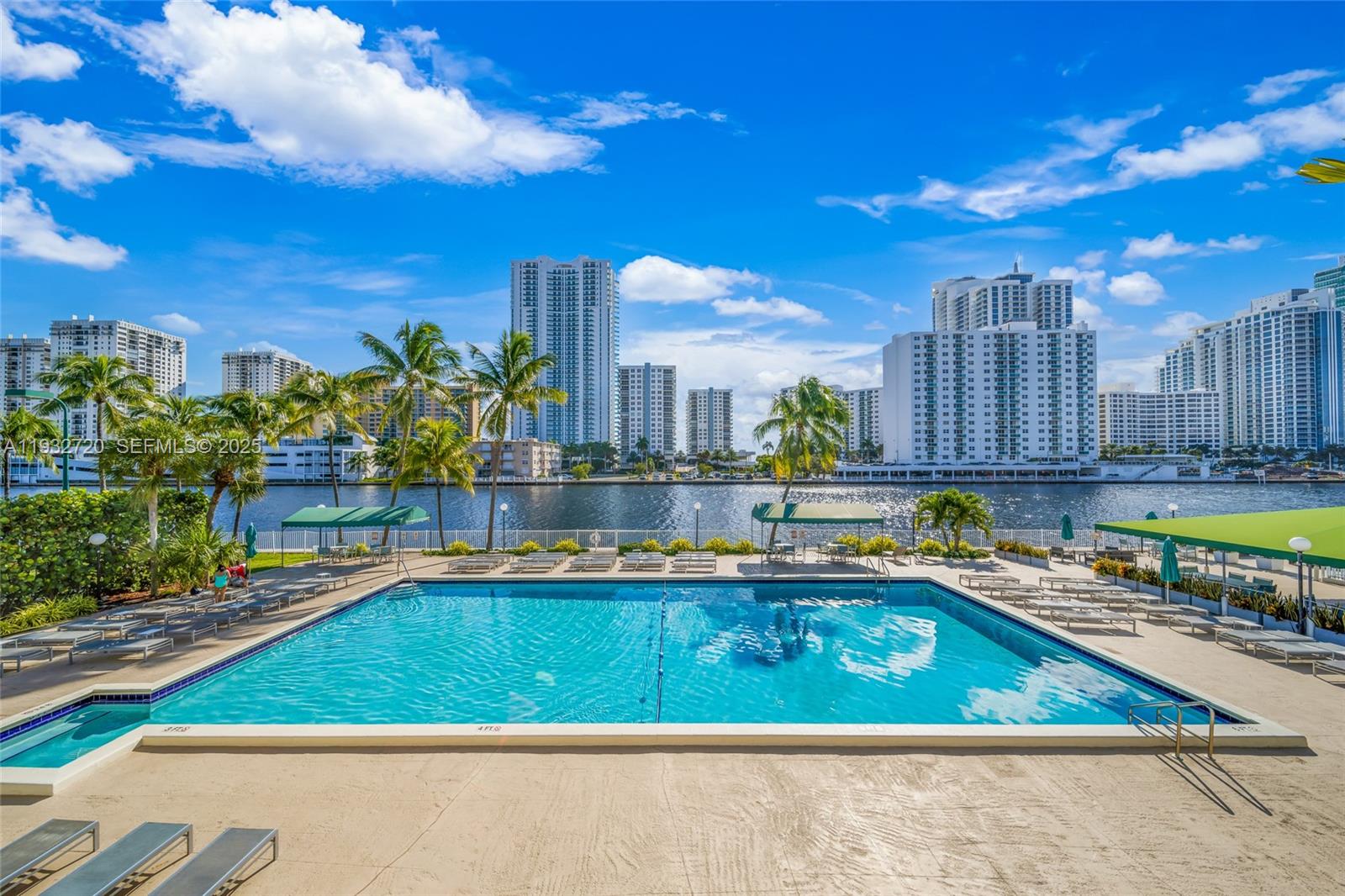 OCEANVIEW PARK CONDO - Residential Lease