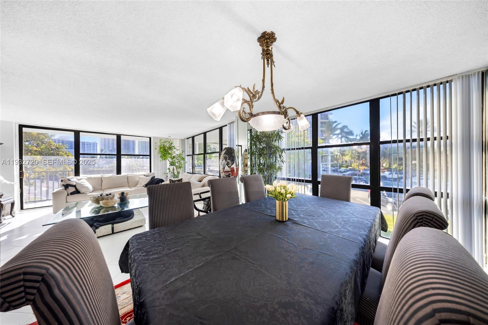 OCEANVIEW PARK CONDO - Residential Lease