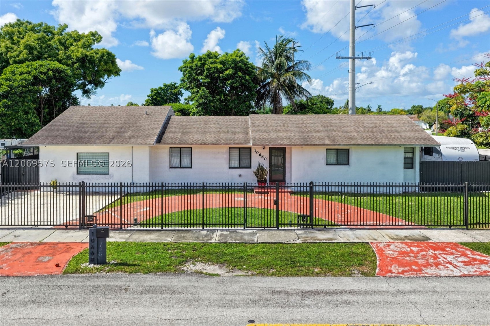 10660 SW 164th St