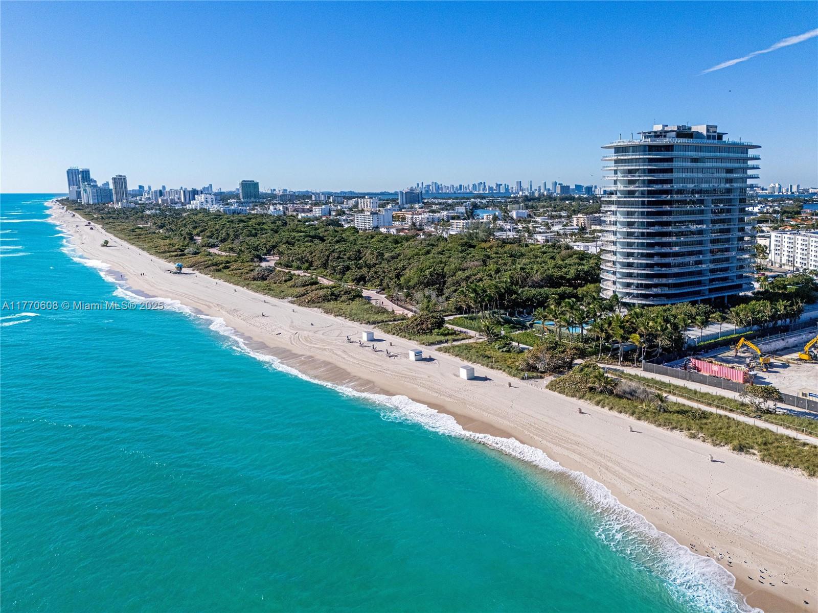 8701 Collins Ave 804