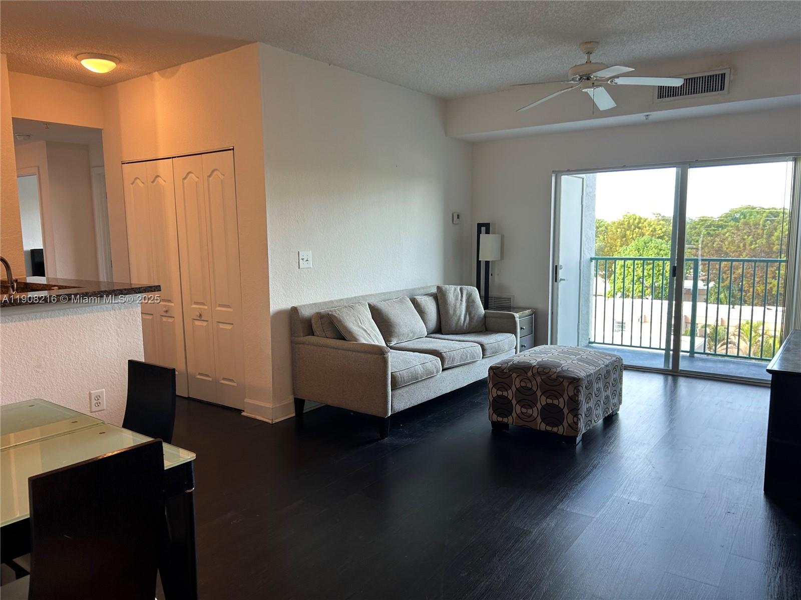 VALENCIA CONDO - Residential Lease