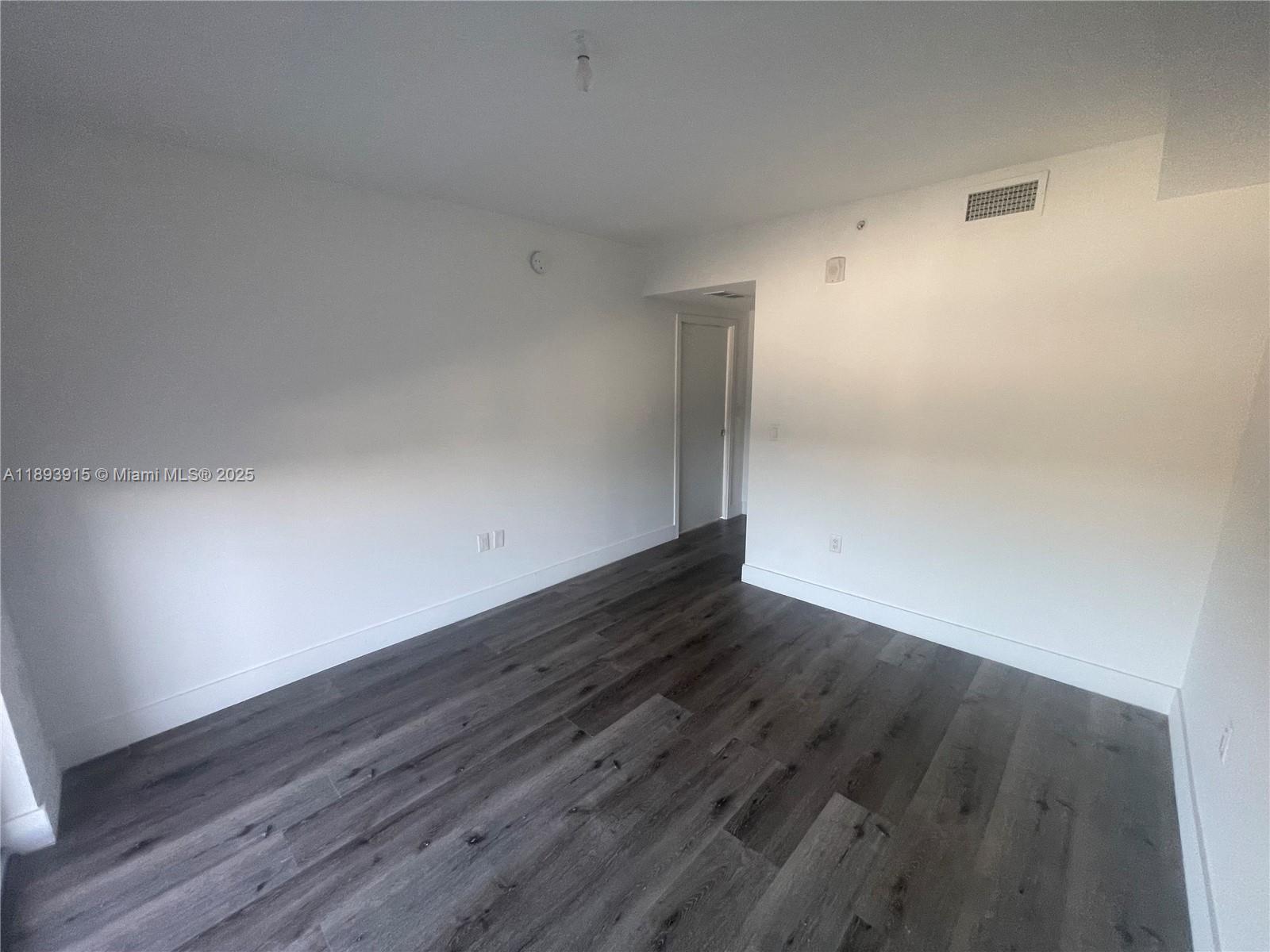 THE HIGHLANDS CONDO - Residential Lease