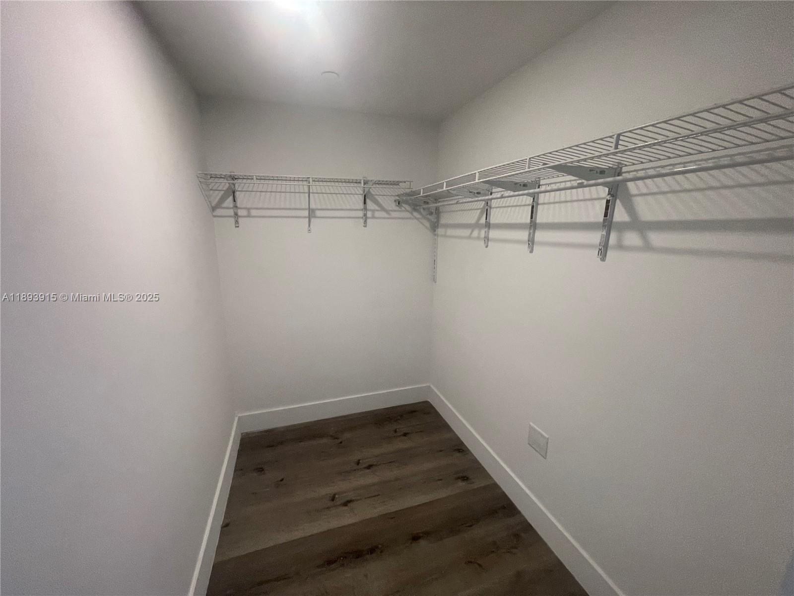 THE HIGHLANDS CONDO - Residential Lease