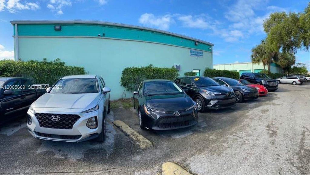 Photo of Auto Sales &amp; Detaili For Sale In Margate, Margate, FL 33063 (MLS # A12005669)