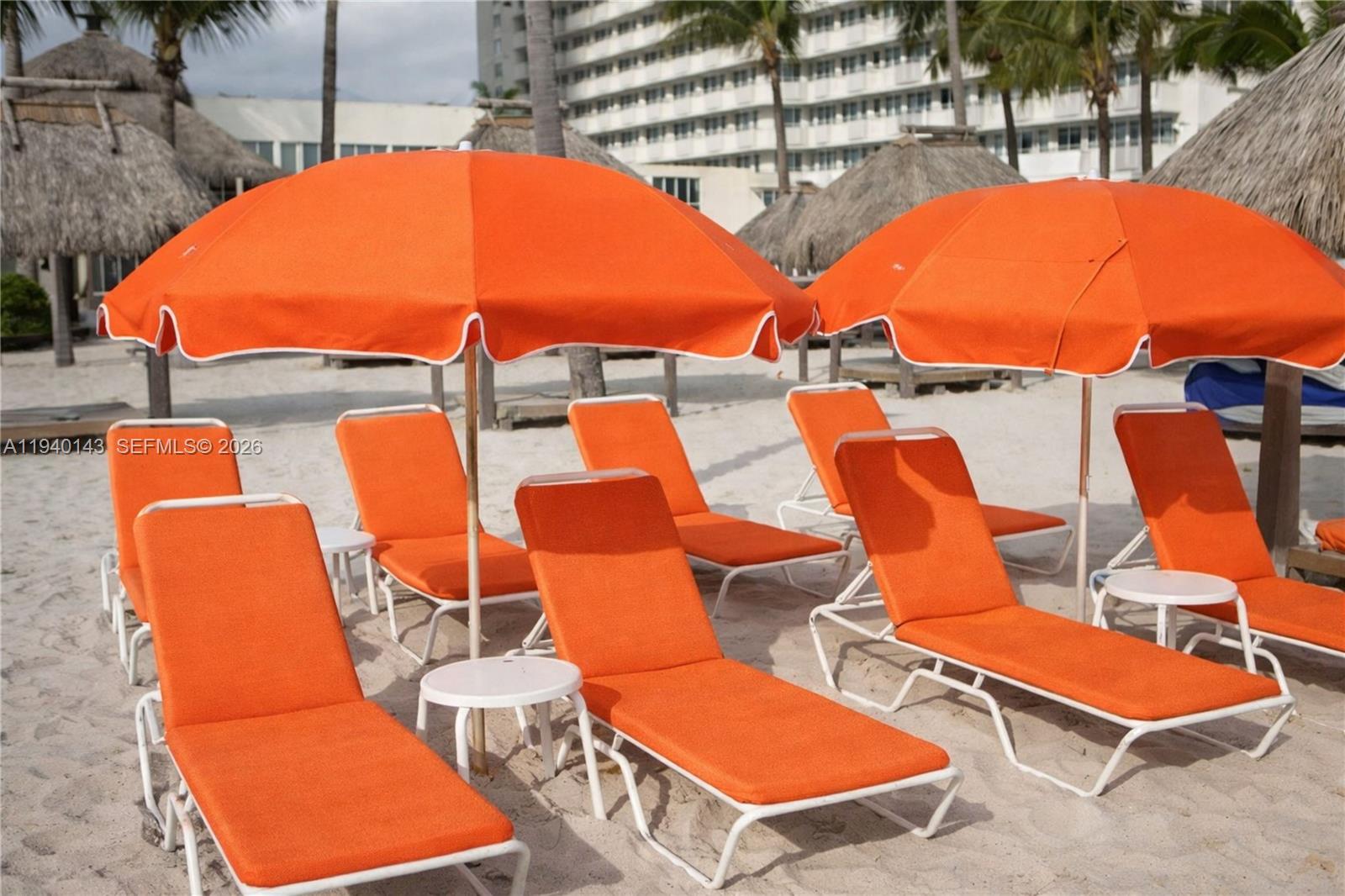 ST TROPEZ ON THE BAY III - Residential