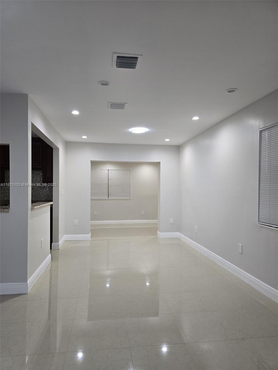 DOUGLAS ESTS - Residential