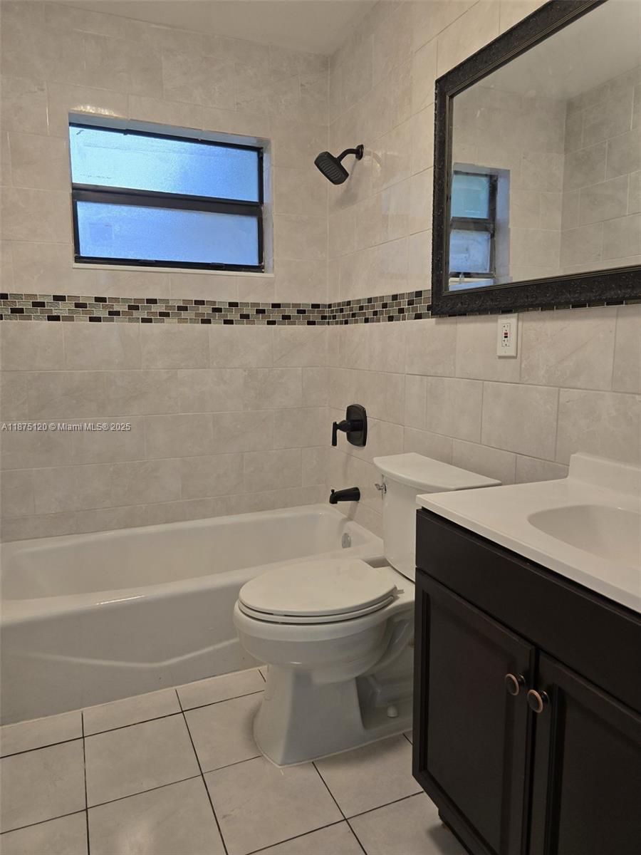 DOUGLAS ESTS - Residential