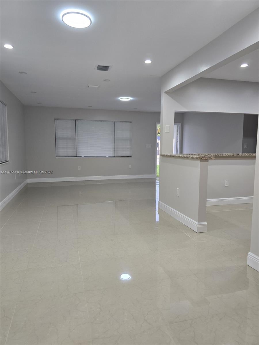 DOUGLAS ESTS - Residential