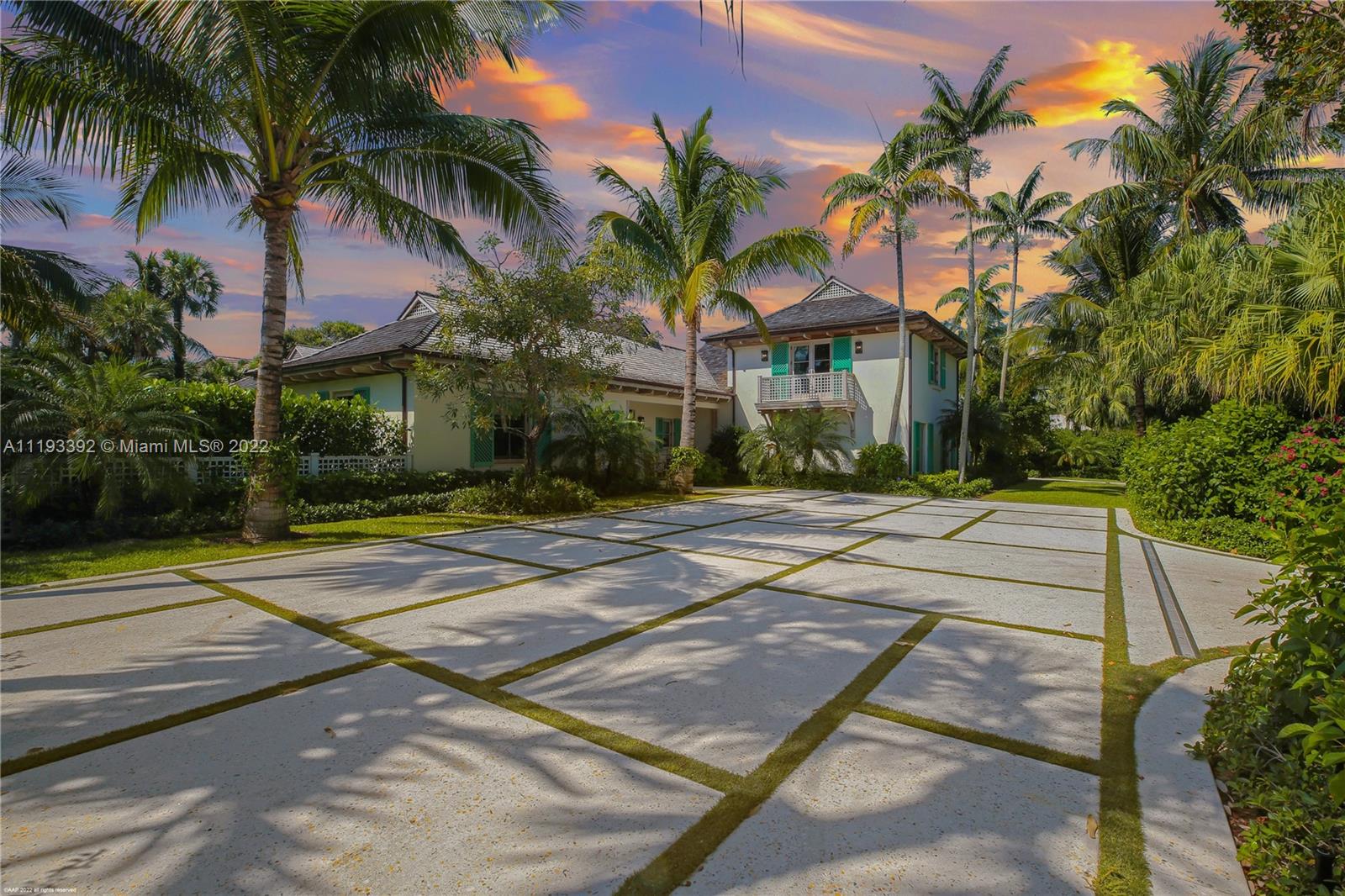 ISLAND BEACH THE REVISED - Residential