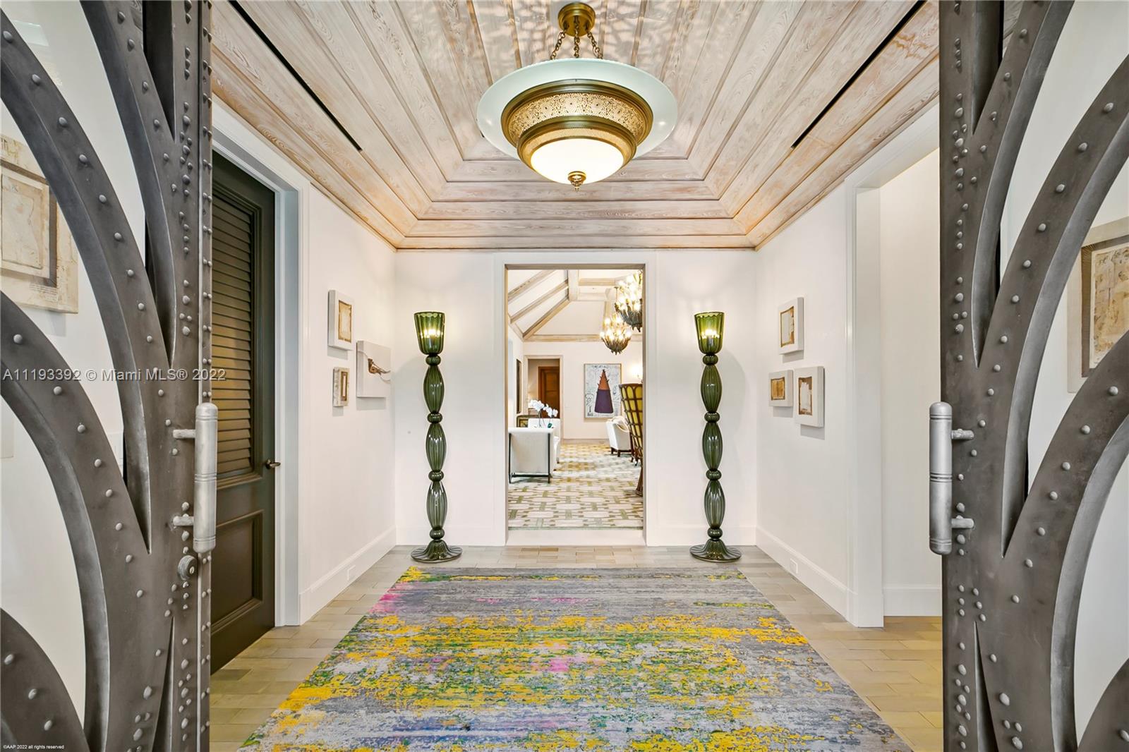 ISLAND BEACH THE REVISED - Residential