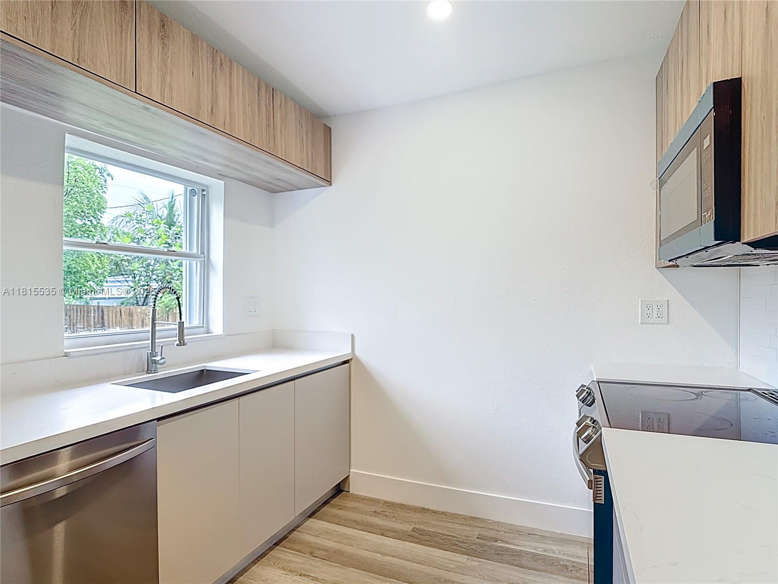 GREGORY HEIGHTS - Residential