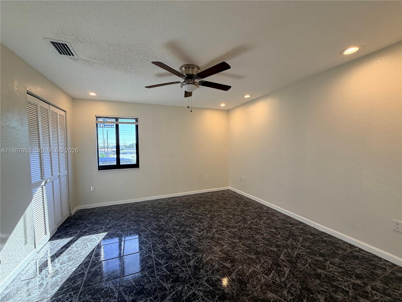 OLYMPIC HEIGHTS - Residential Lease