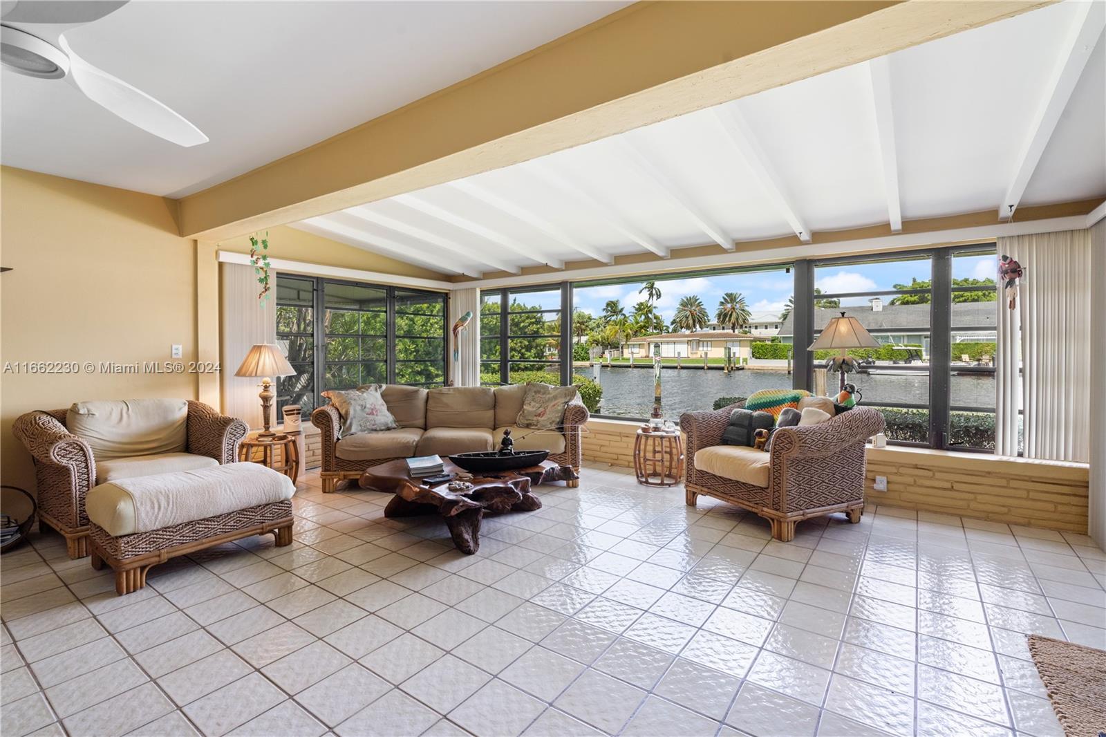 LAUDERDALE HARBORS - Residential