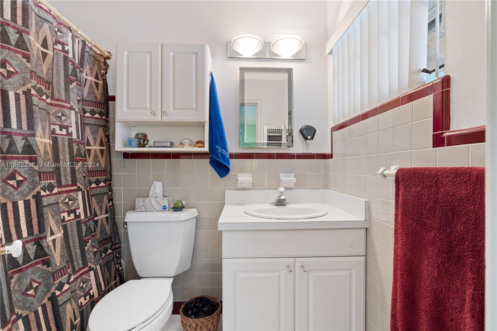 LAUDERDALE HARBORS - Residential