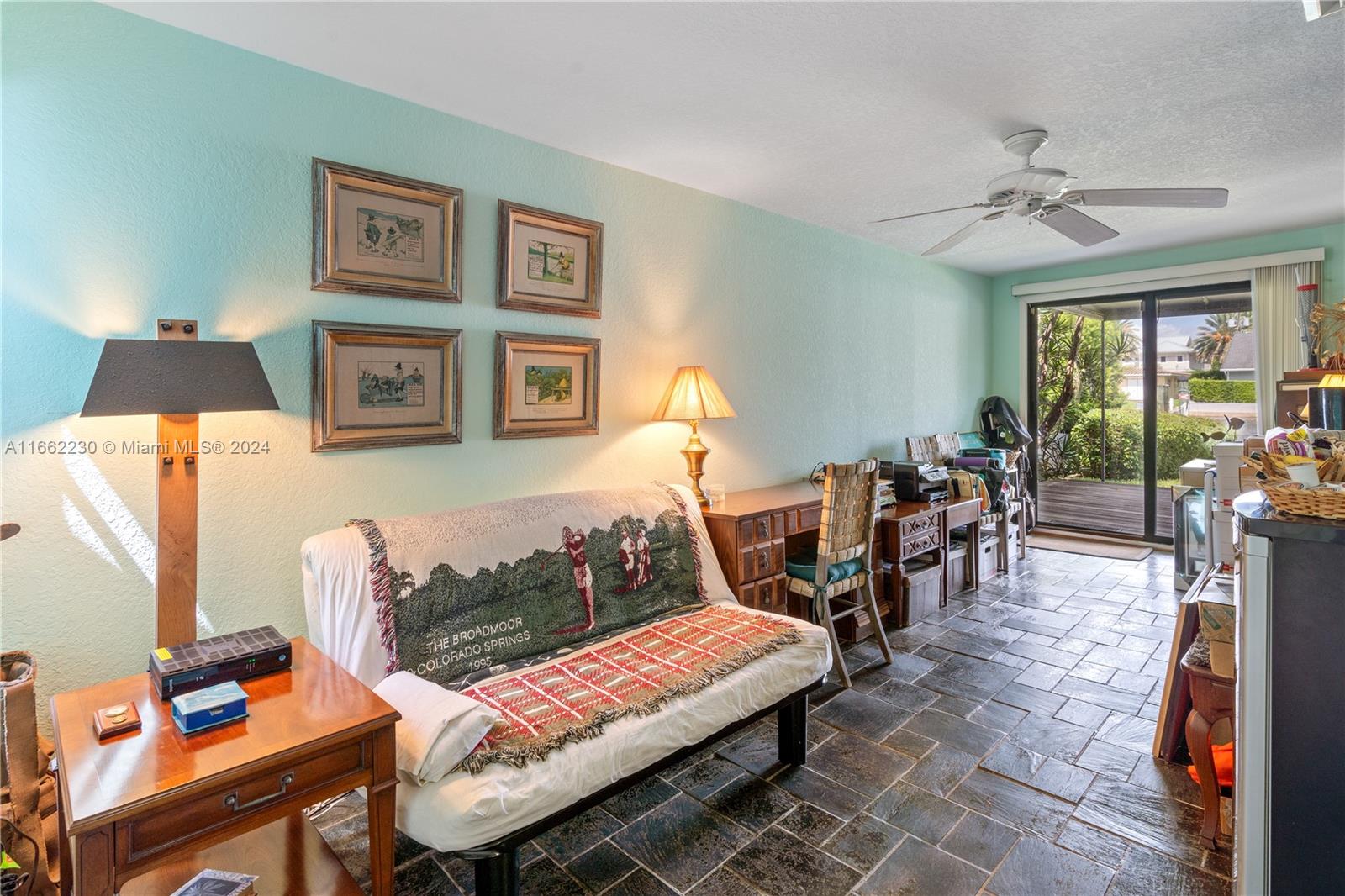 LAUDERDALE HARBORS - Residential