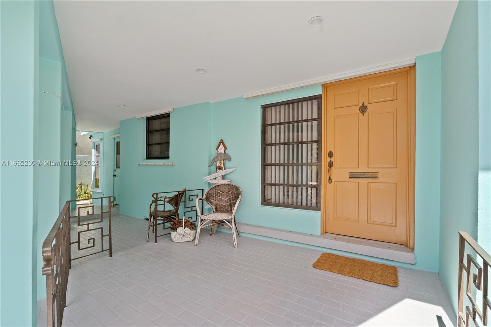 LAUDERDALE HARBORS - Residential