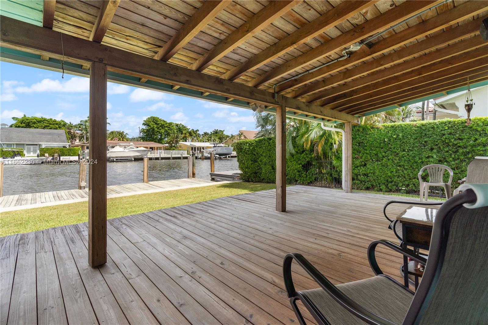 LAUDERDALE HARBORS - Residential