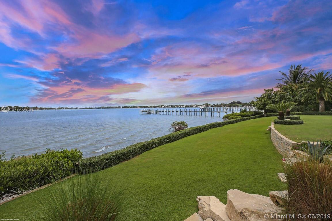 PENNOCK POINT - Residential