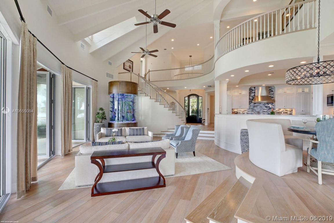 PENNOCK POINT - Residential