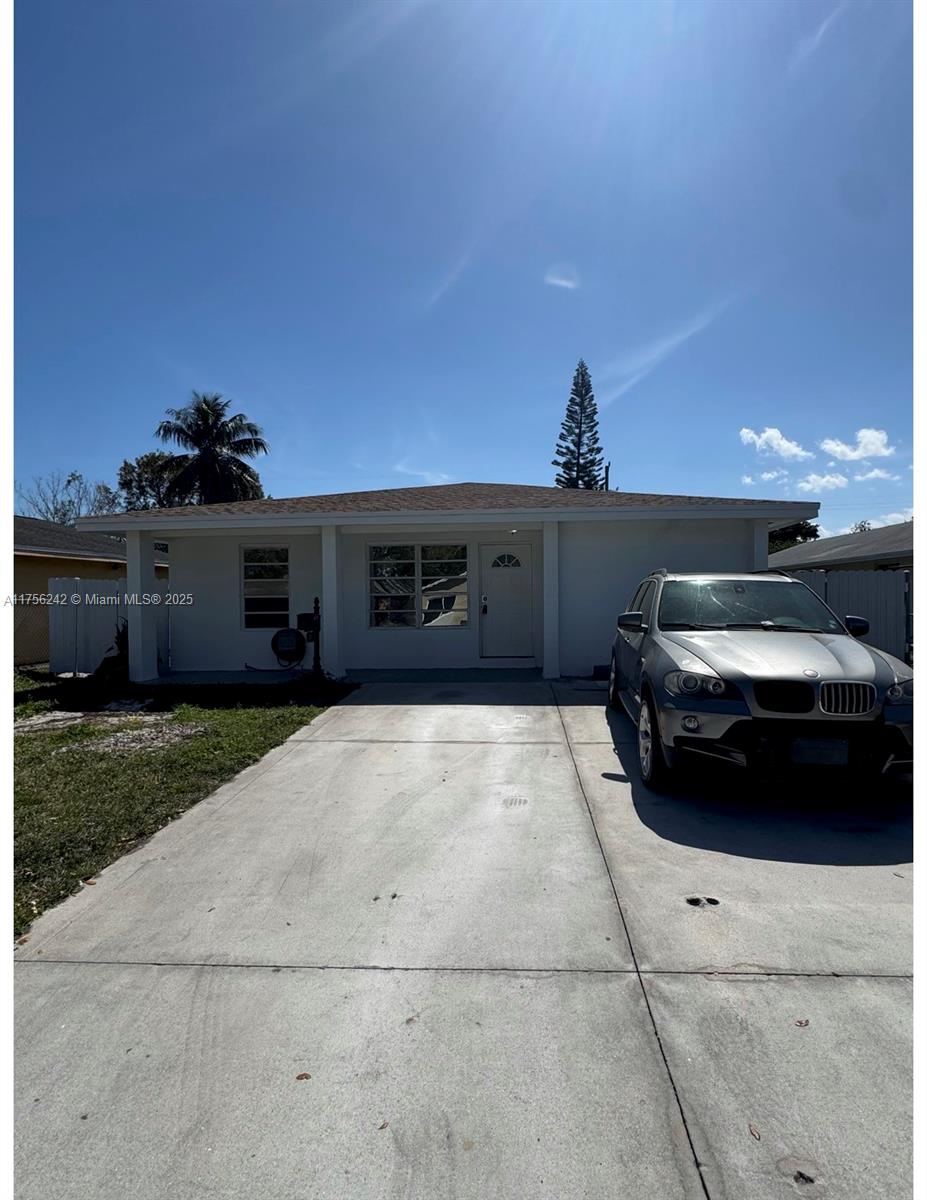 Property for Sale at 2318 Scott St, Hollywood, Broward County, Florida - Bedrooms: 3 
Bathrooms: 1  - $505,000