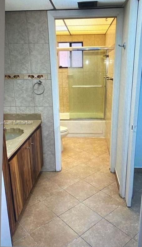 HORIZONS WEST CONDO #2 - Residential Lease