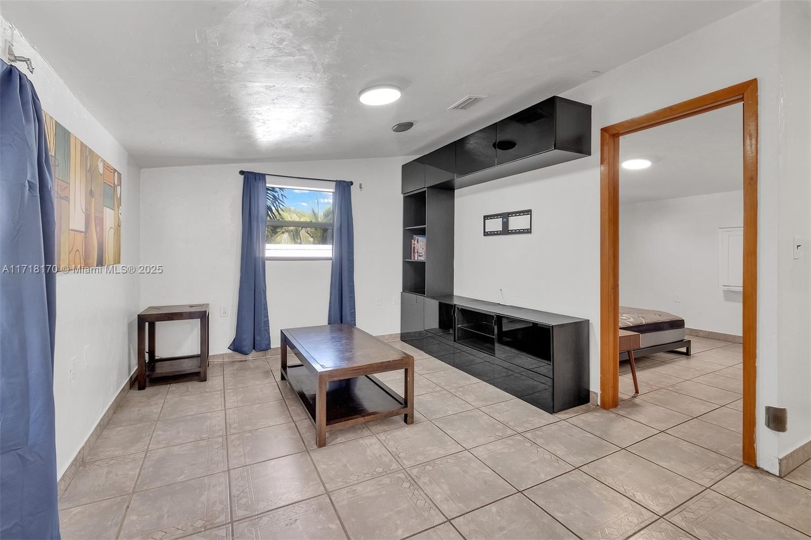 GRANADA PLACE AMD PL - Residential