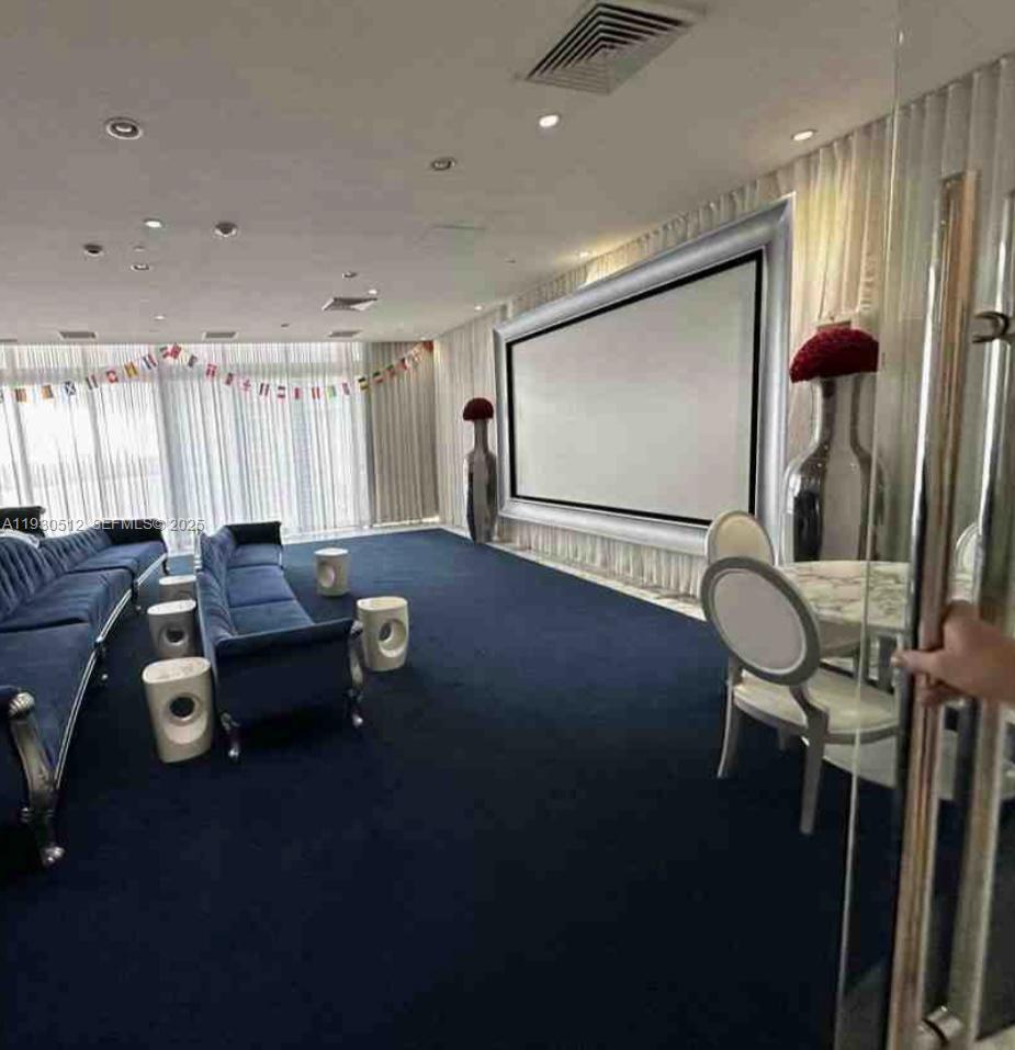 ICONBRICKELL CONDO NO 1 - Residential