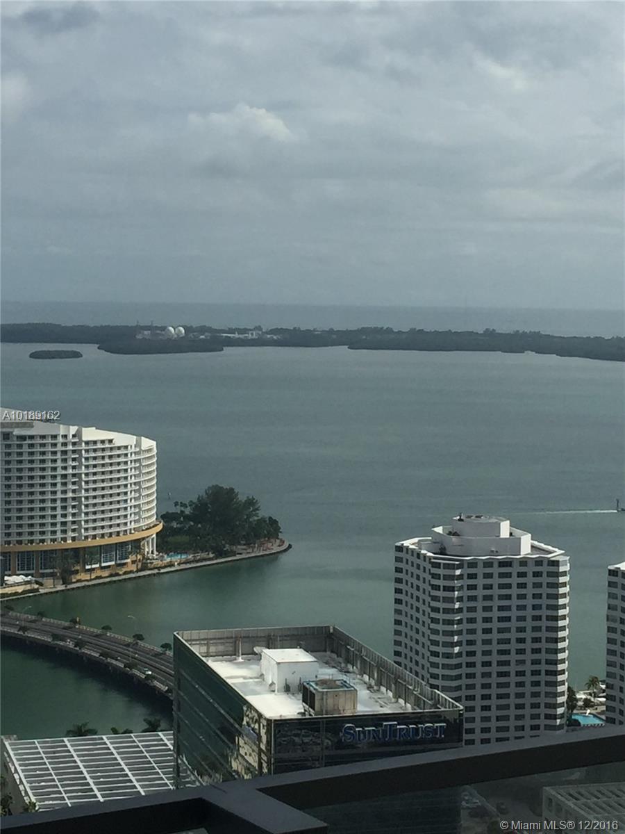 Reach Condominium - Residential Lease