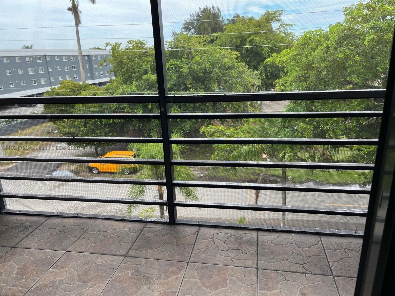 BROOKVIEW CONDO - Residential