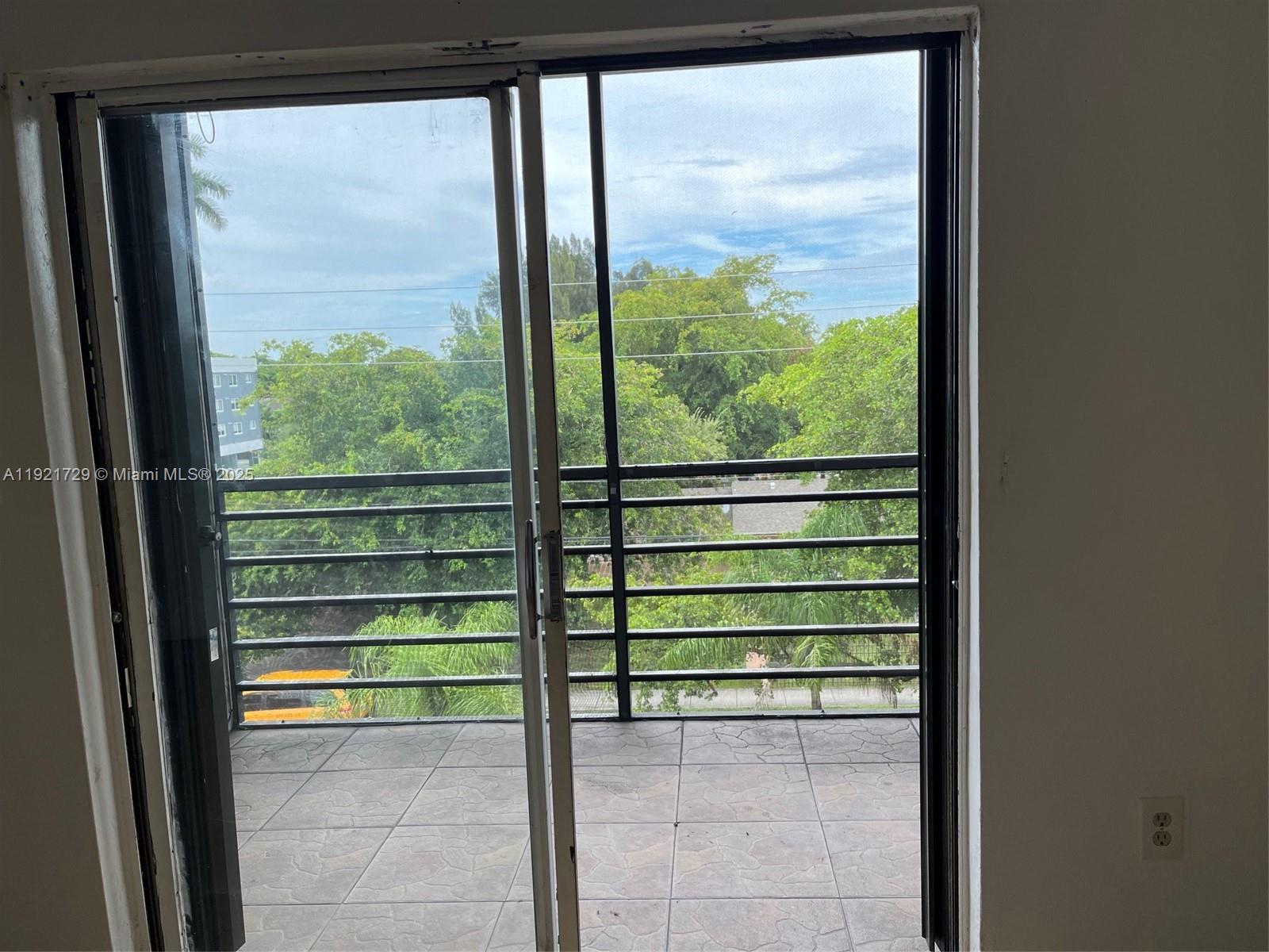 BROOKVIEW CONDO - Residential