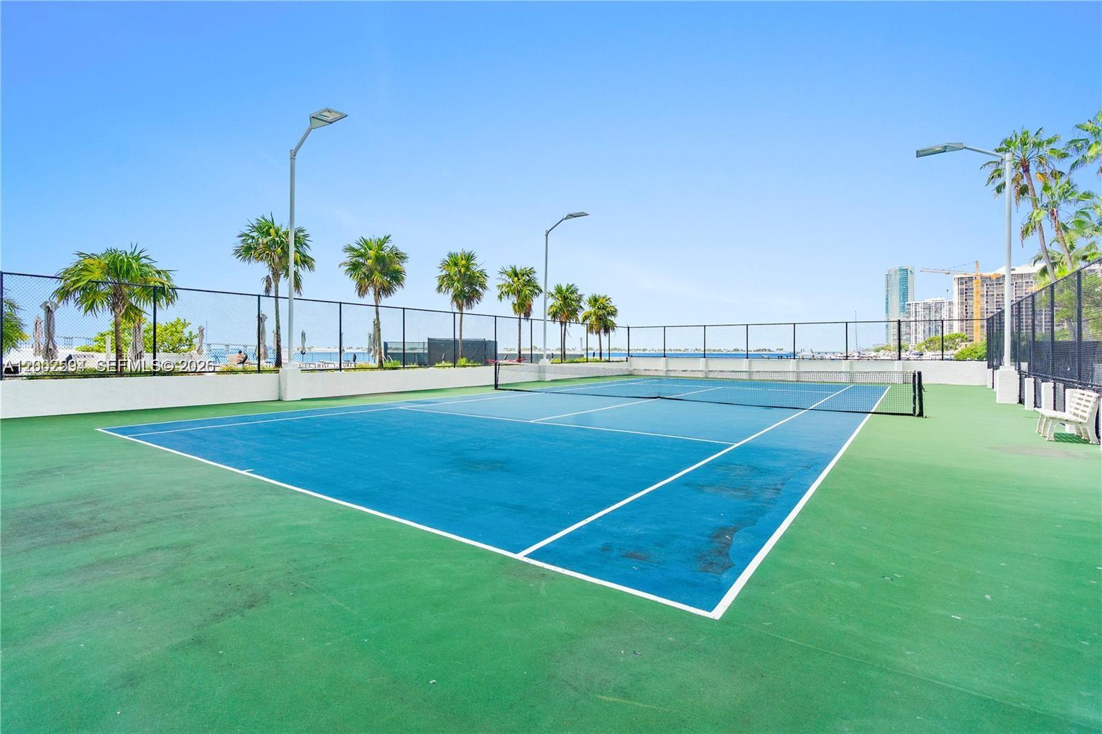 BRICKELL HARBOUR CONDO - Residential Lease