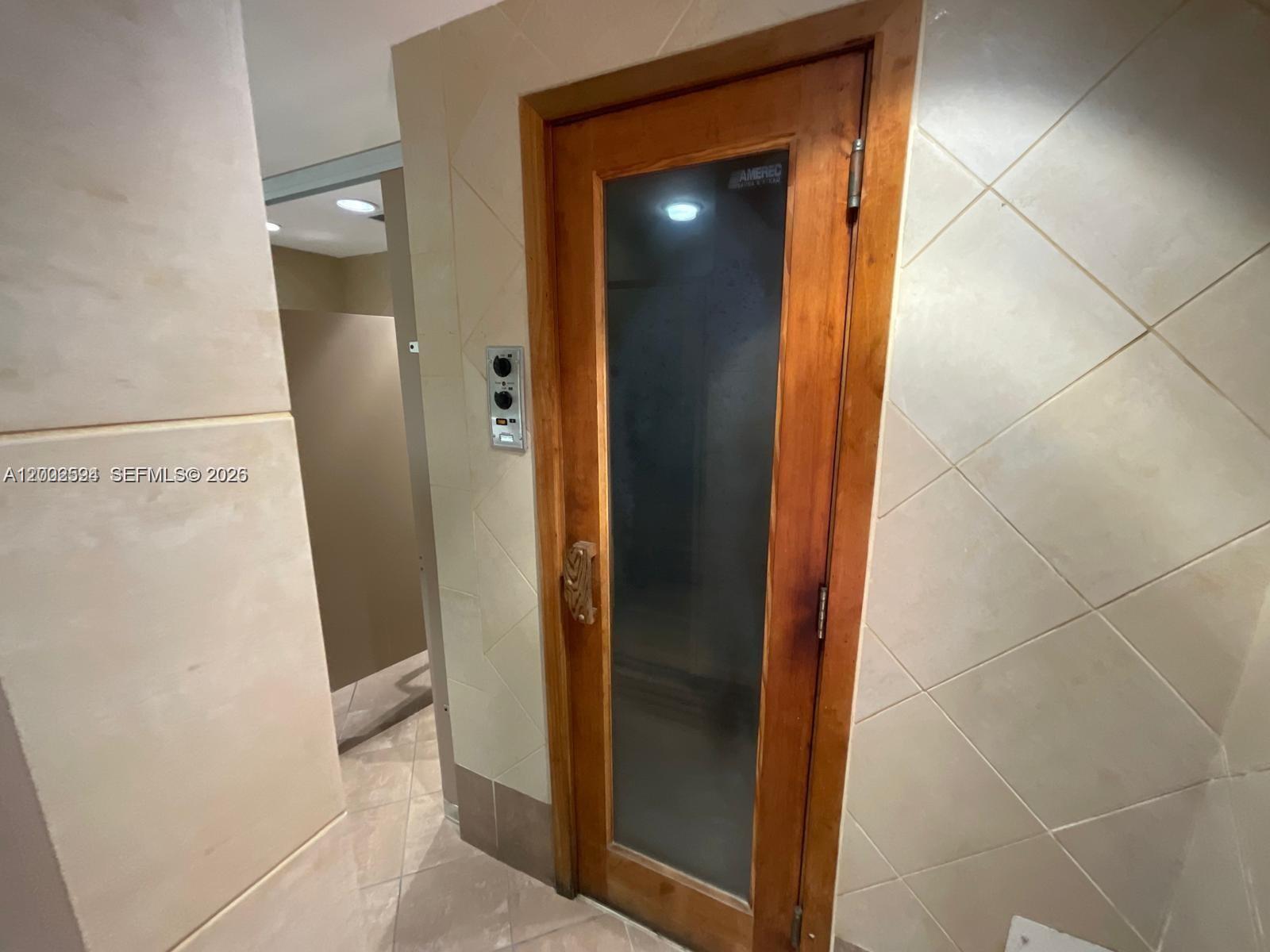 BRICKELL HARBOUR CONDO - Residential Lease