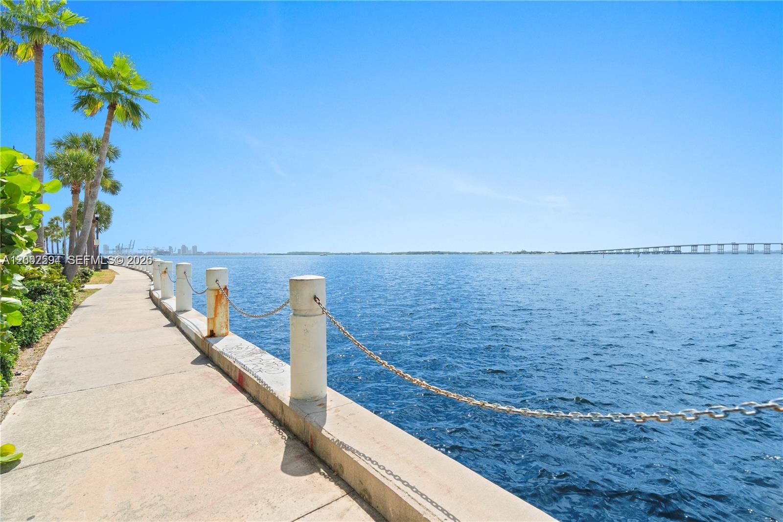 BRICKELL HARBOUR CONDO - Residential Lease