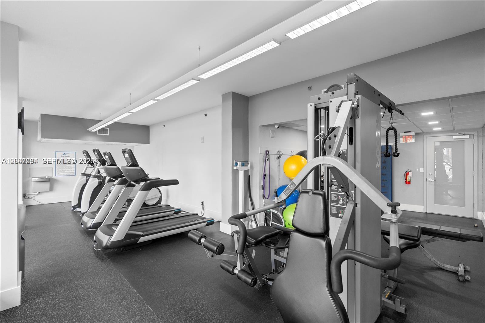 BRICKELL HARBOUR CONDO - Residential Lease