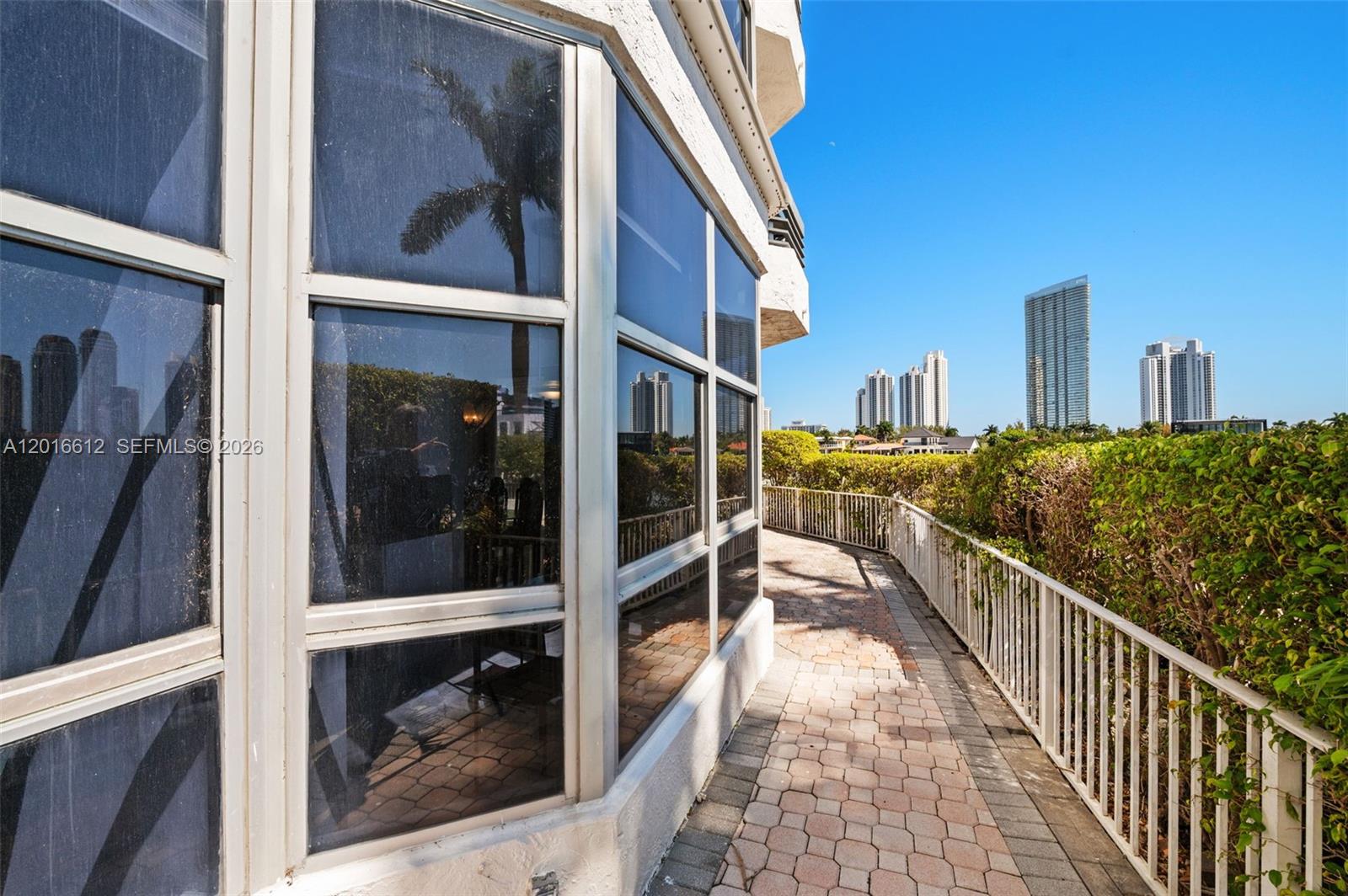 MYSTIC POINTE CONDO NO TH - Residential