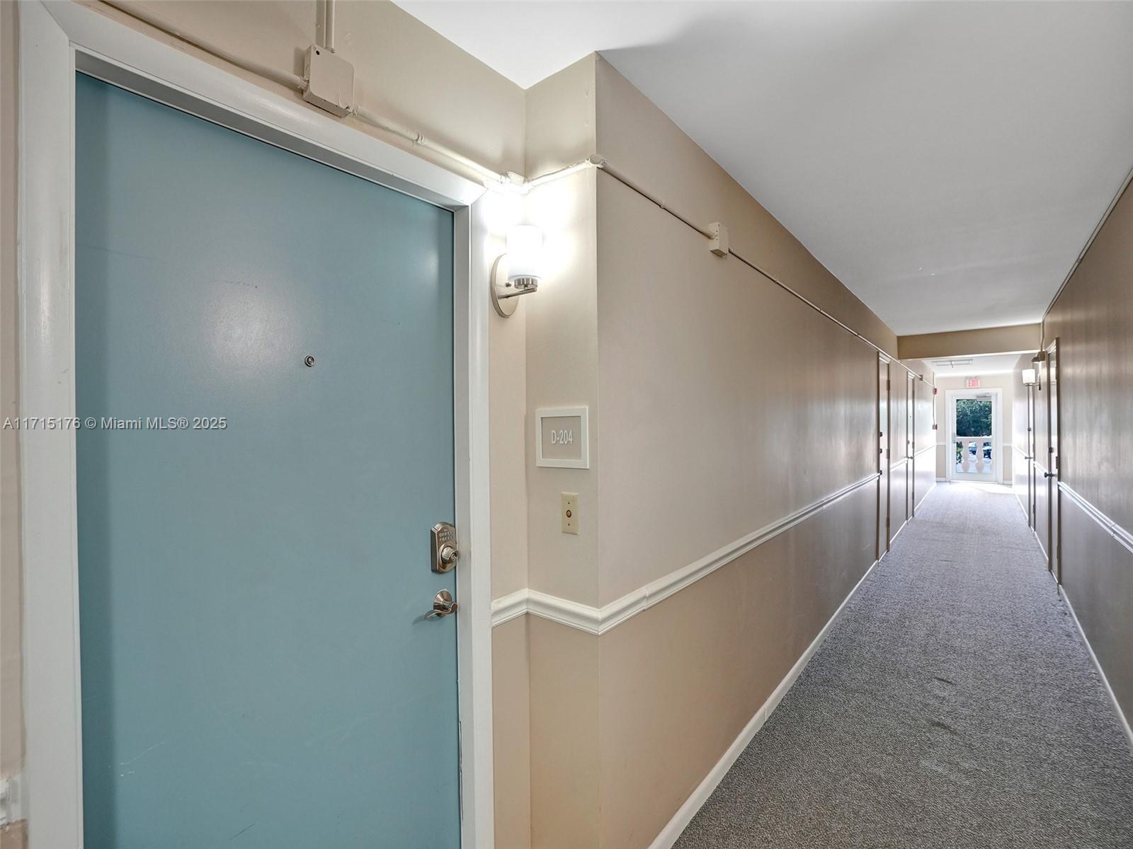 1950 N Andrews Ave 204D