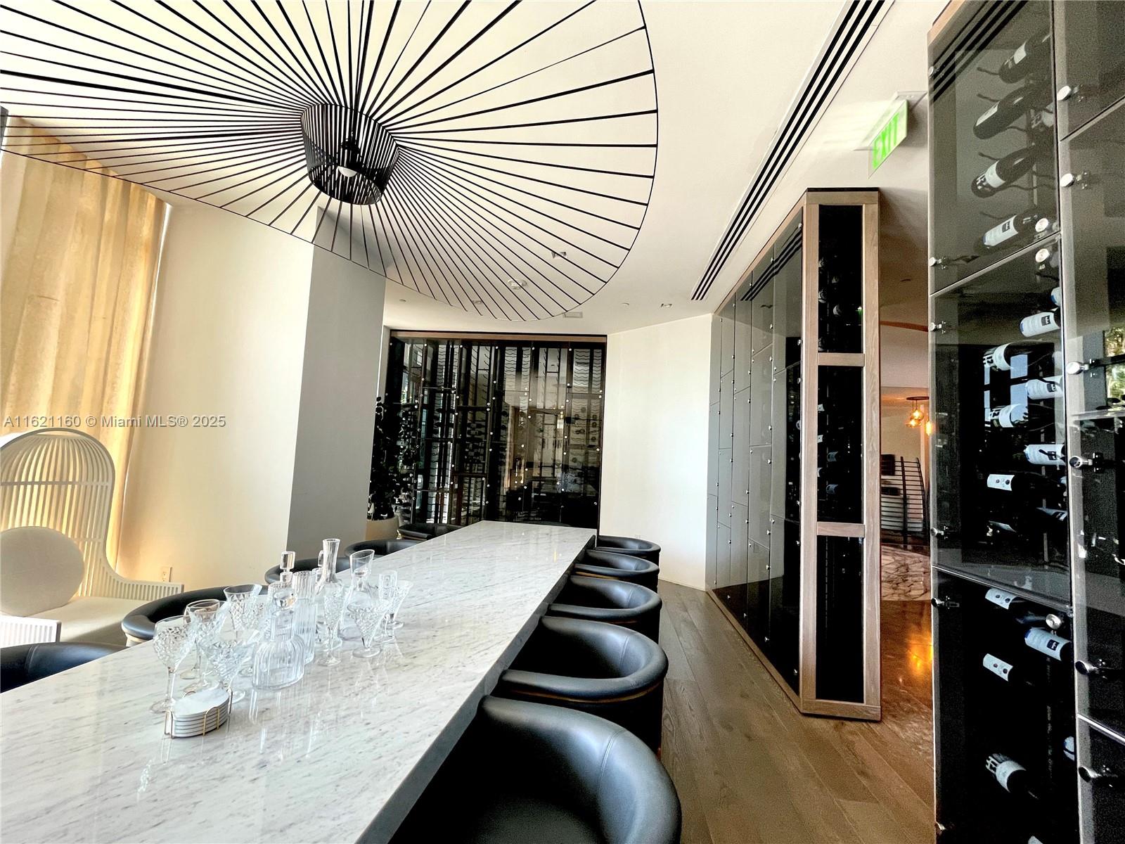 GRAN PARAISO CONDO - Residential