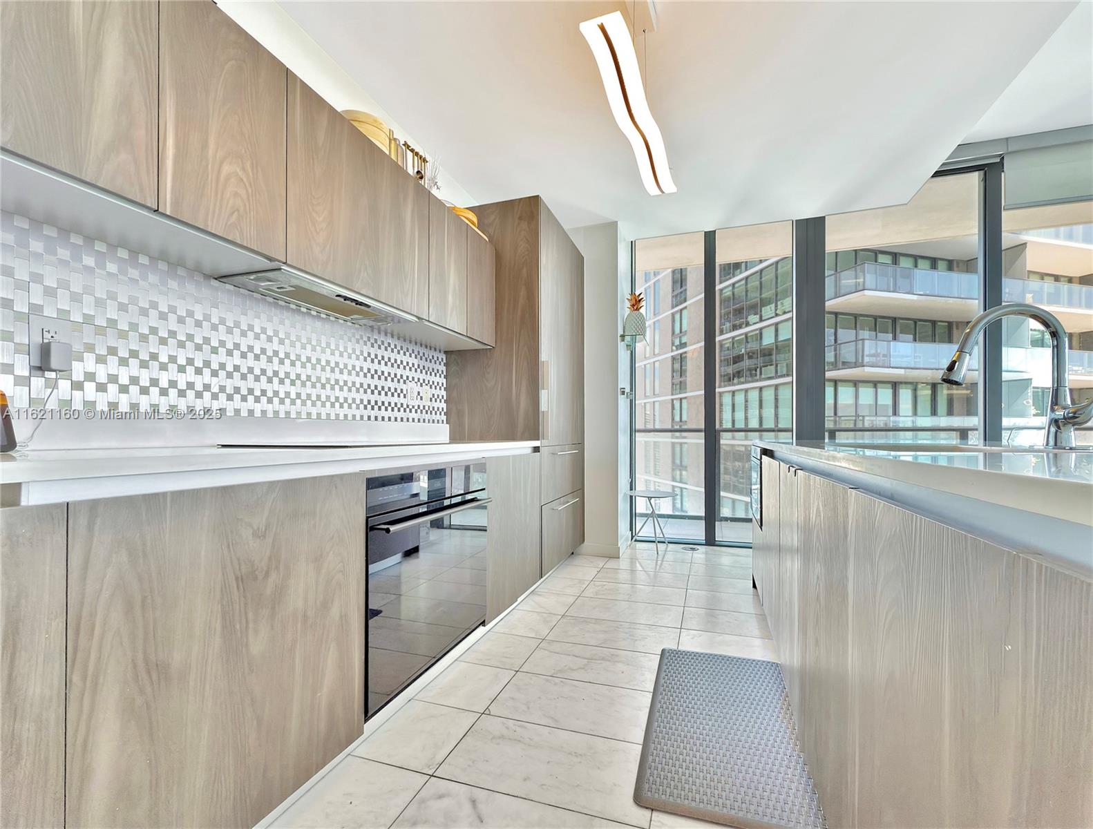 GRAN PARAISO CONDO - Residential