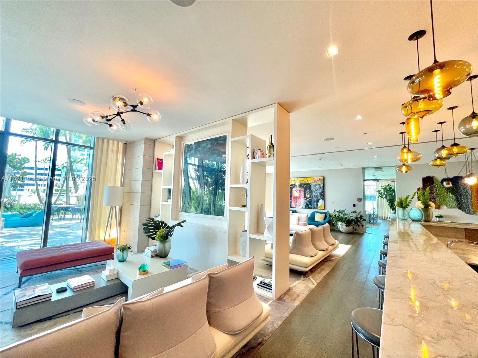 GRAN PARAISO CONDO - Residential