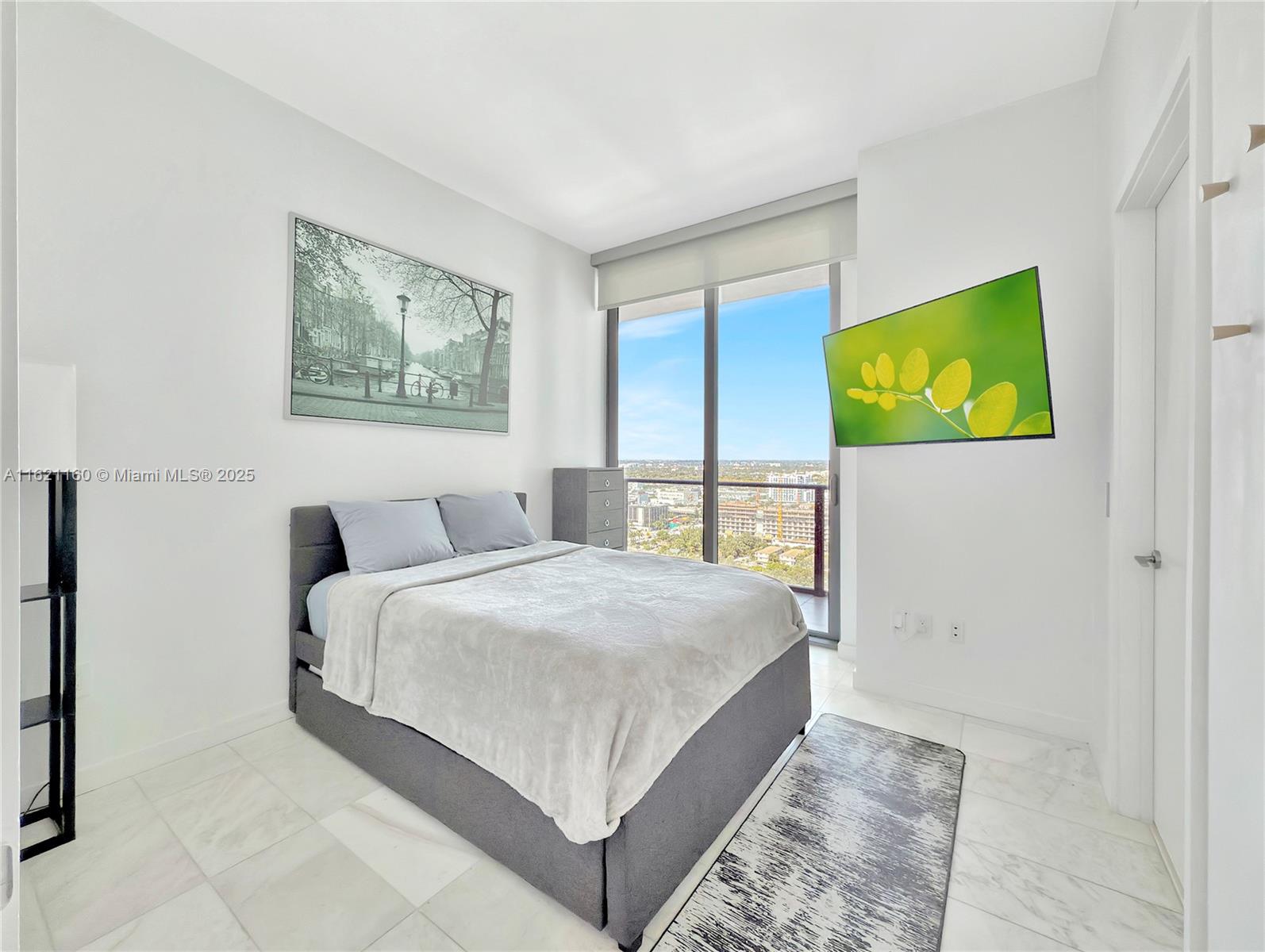 GRAN PARAISO CONDO - Residential